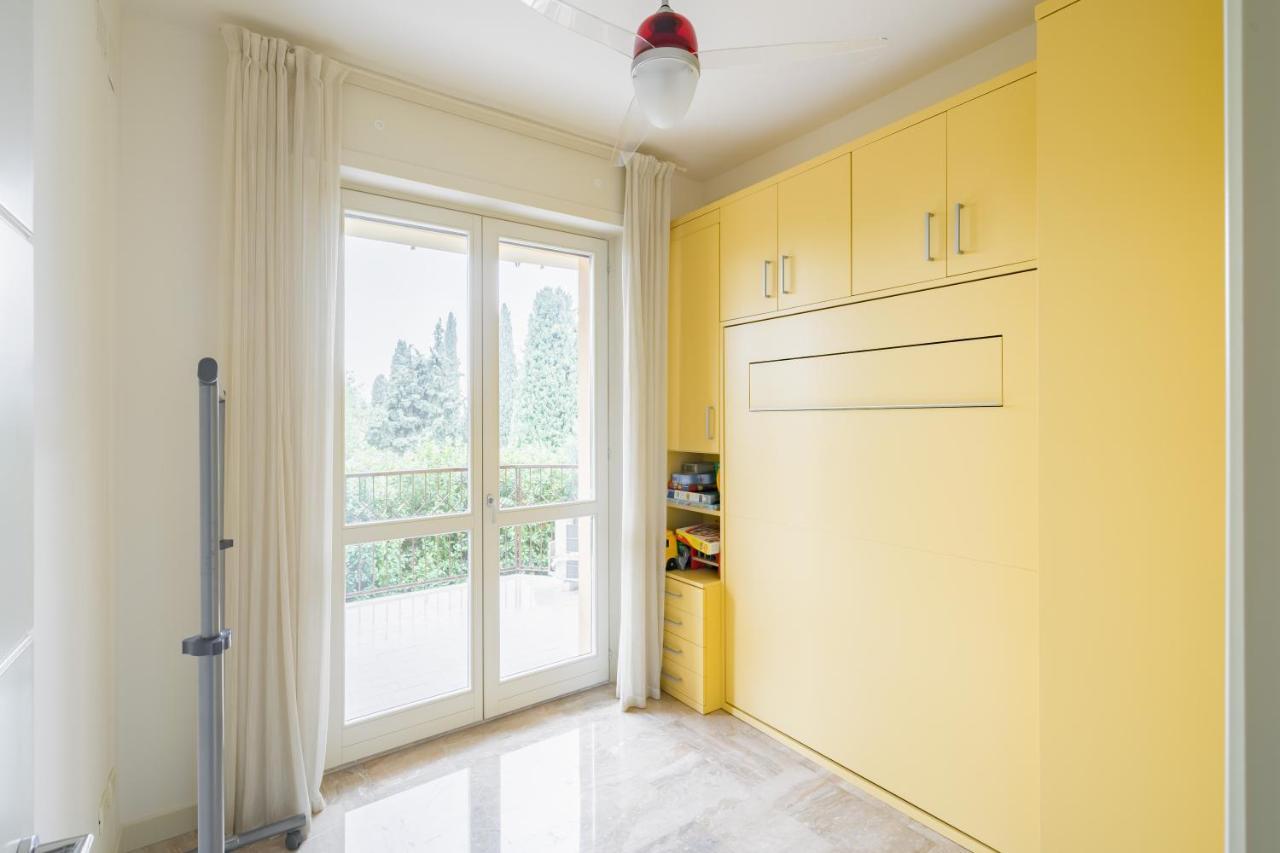 Appartement Residenza Al Vittoriale - By Host4U à Gardone Riviera Extérieur photo